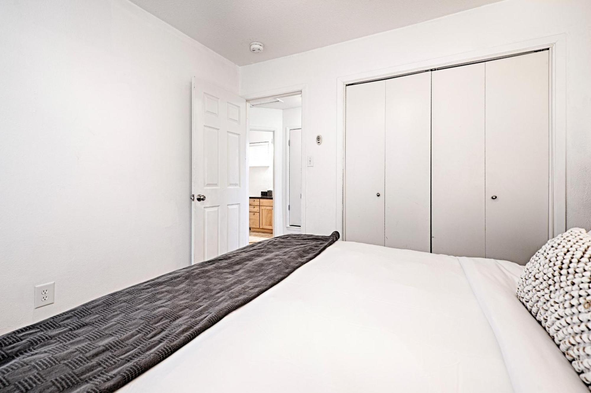 Готель Heart Of Austin Hideaway Екстер'єр фото